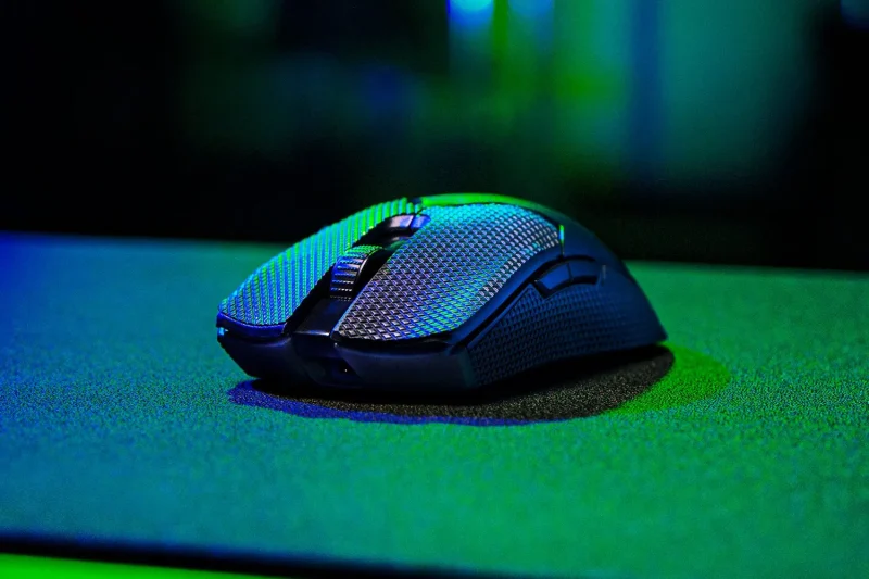 razer viper v2 pro ultra lightweight fast wireless esports mouse